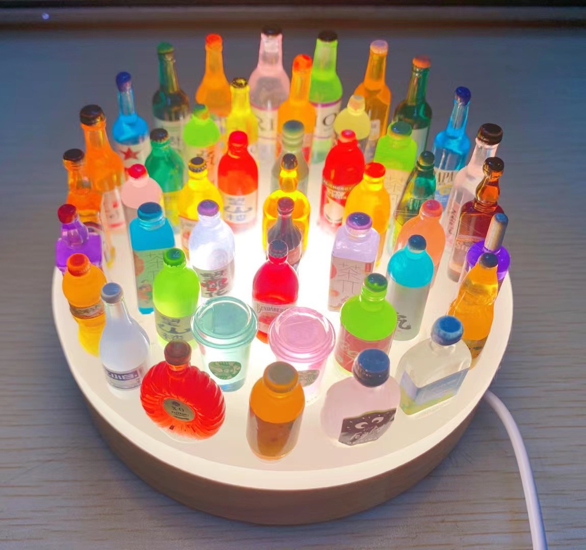 [20Pcs Random] Mini Wine Bever - Resin Art Bottle review and price